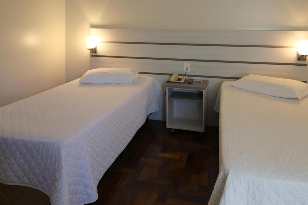 Tri Hotel Xanxerê Exteriör bild